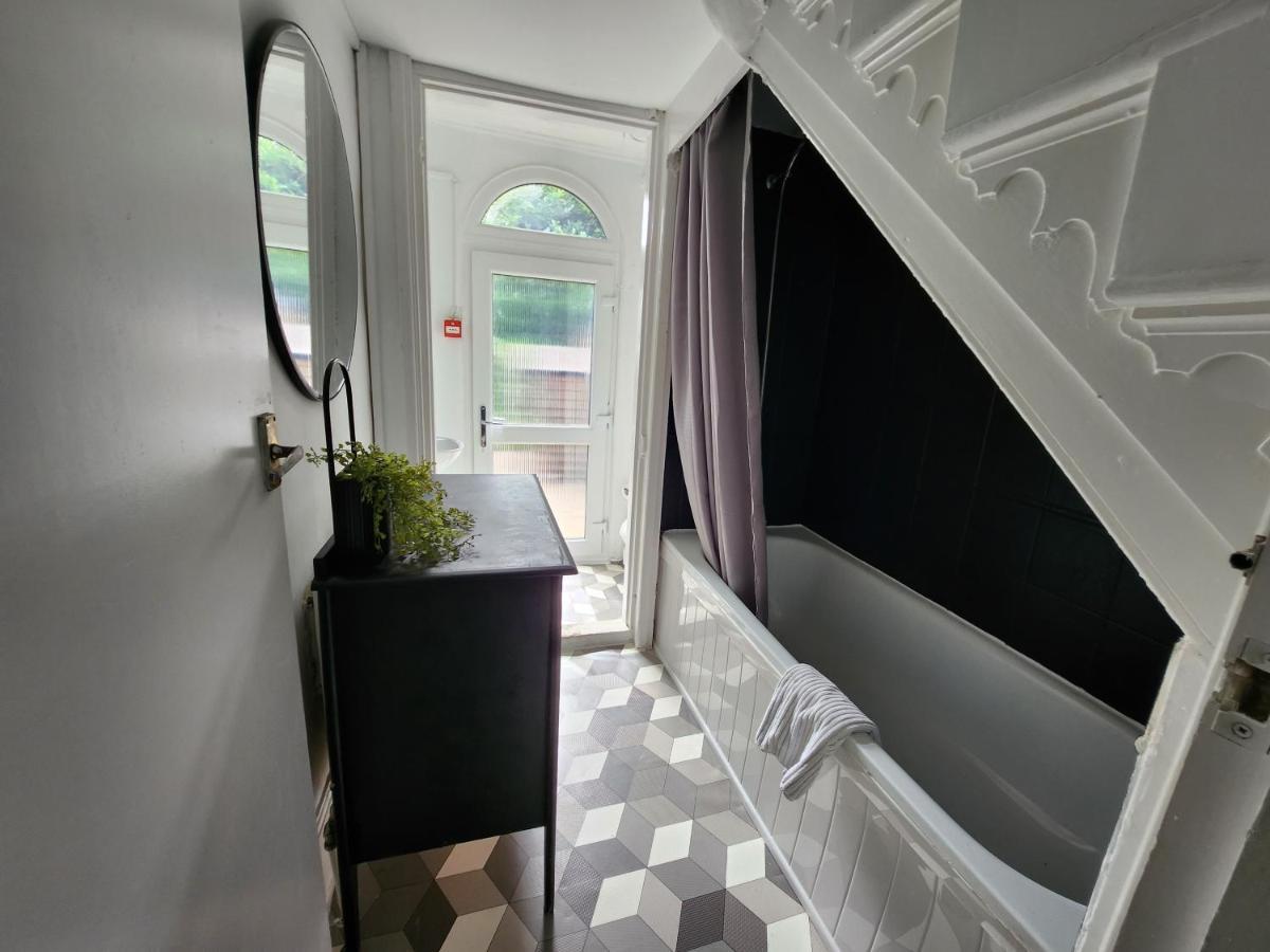 Quantock Lodge Vicarage 1 Рочестер Экстерьер фото